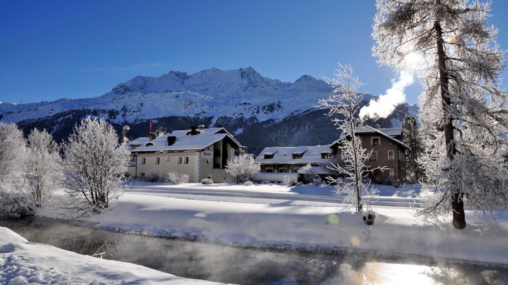 Hotel Chesa Grischa Sils Baselgia Exterior foto